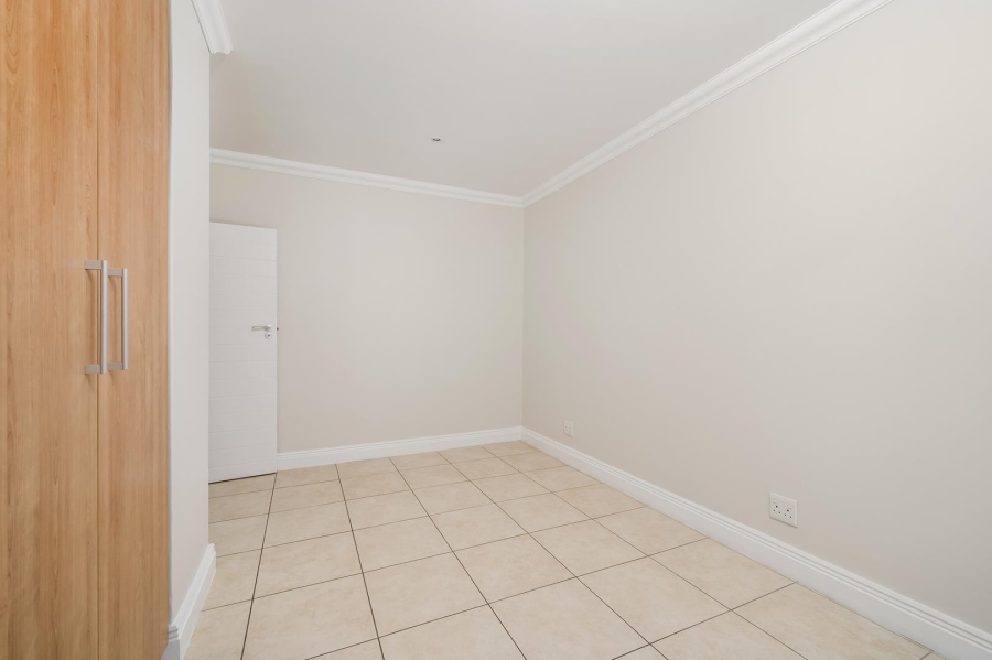 2 Bedroom Property for Sale in Humewood Eastern Cape
